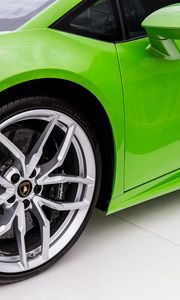 Preview wallpaper lamborghini, green, door, wheel