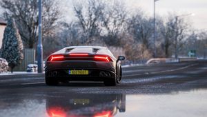 Preview wallpaper lamborghini huracan, lamborghini, race, sports car, rear view