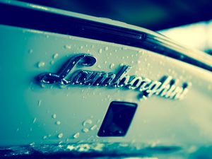 Preview wallpaper lamborghini, macro, drops