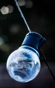 Preview wallpaper lamp, glass, drops