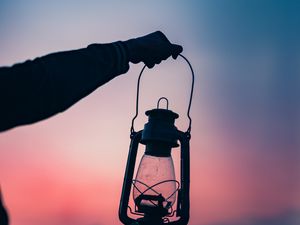 Preview wallpaper lamp, lantern, hand, dusk, dark