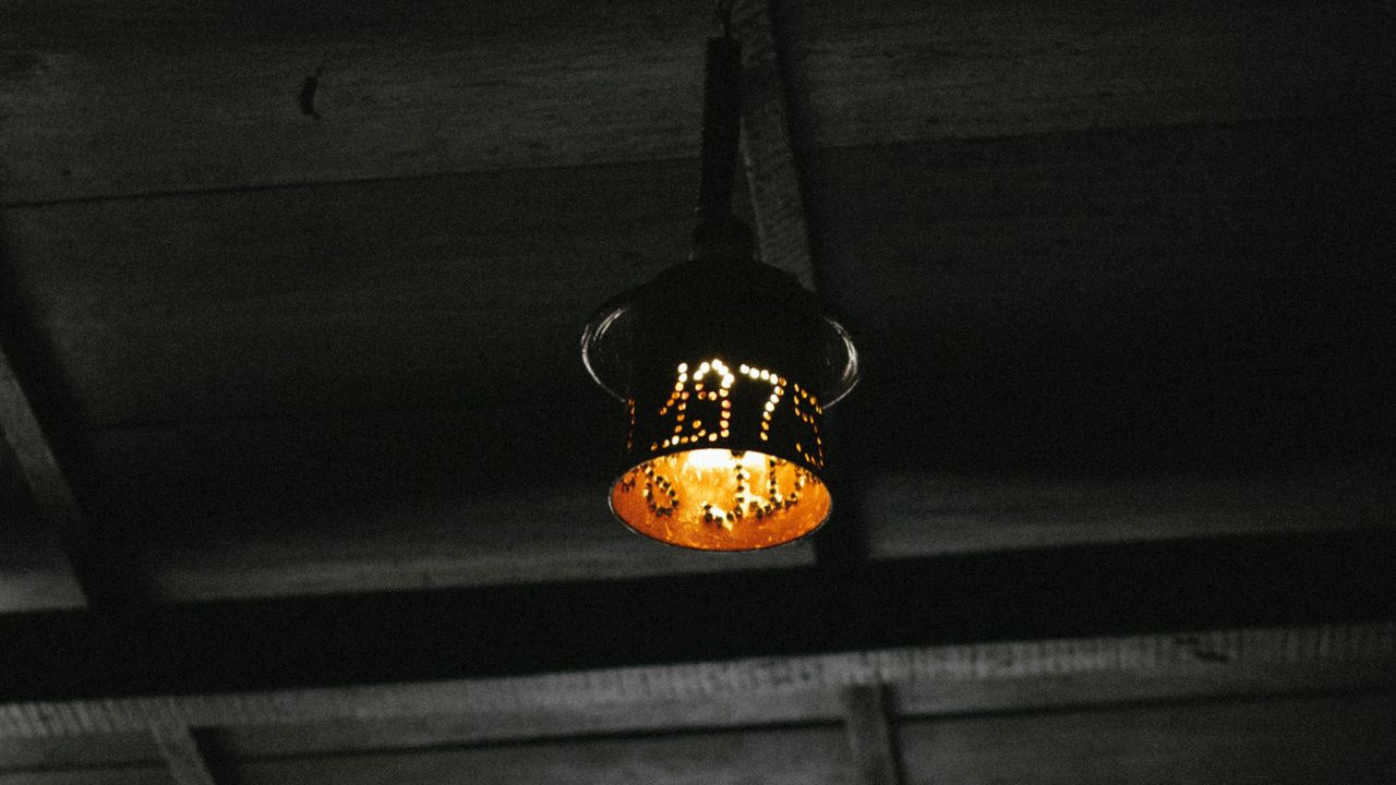 Wallpaper lamp, light, dark