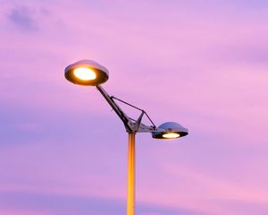 Preview wallpaper lamppost, lantern, bulbs, light, lighting