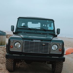 Preview wallpaper land rover, car, headlights, front view