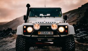 Preview wallpaper land rover, car, lights, front view, white