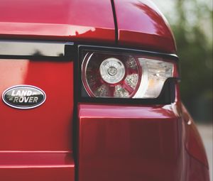 Preview wallpaper land rover, car, red, rear view, taillights