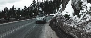 Preview wallpaper land rover, car, suv, road