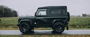 Preview wallpaper land rover, car, suv, grass