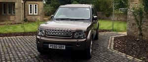 Preview wallpaper land rover, car, suv, brown, parking