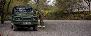 Preview wallpaper land rover defender, land rover, car, safari, green