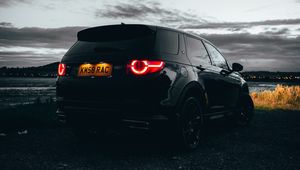 Preview wallpaper land rover discovery 3, land rover, car, rear view, black