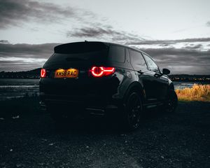 Preview wallpaper land rover discovery 3, land rover, car, rear view, black