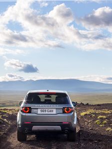 Preview wallpaper land rover discovery, land rover, car, suv, gray, rear view, nature