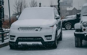 Preview wallpaper land rover range rover, range rover, land rover, suv, luxury, snow-covered, snowfall