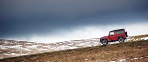 Preview wallpaper land rover v8, land rover, car, red, slope