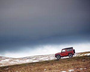 Preview wallpaper land rover v8, land rover, car, red, slope