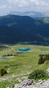 Preview wallpaper landscape, valley, pond, lake