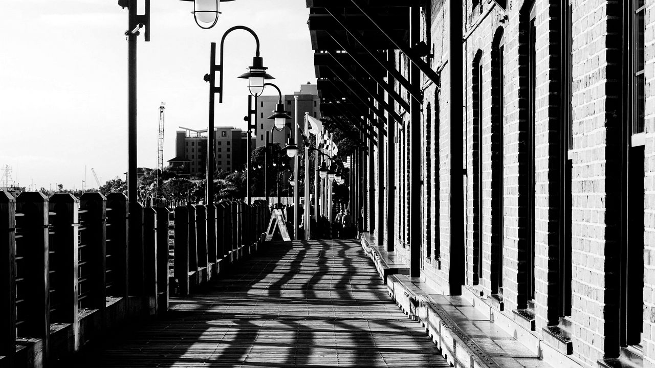 Wallpaper lantern, building, facade, shadows, bw