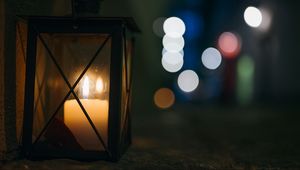Preview wallpaper lantern, candle, fire, light, dark
