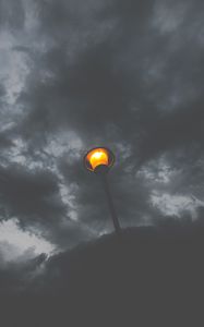 Preview wallpaper lantern, clouds, overcast