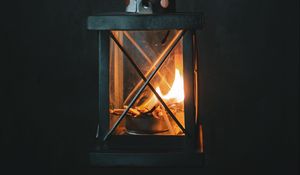 Preview wallpaper lantern, fire, flame, hand, glow