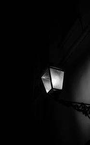 Preview wallpaper lantern, glow, bw, black