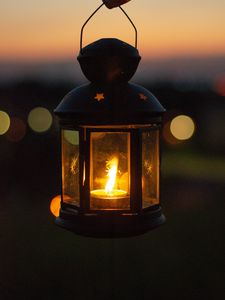 Preview wallpaper lantern, glow, hand, dark