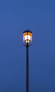 Preview wallpaper lantern, glow, minimalism