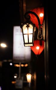 Preview wallpaper lantern, glow, street, blur