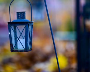 Preview wallpaper lantern, lamp, construction, blur