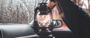 Preview wallpaper lantern, lamp, hand, car, journey