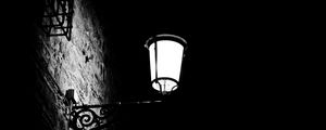 Preview wallpaper lantern, light, darkness, black and white, black