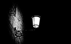 Preview wallpaper lantern, light, darkness, black and white, black