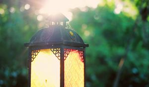 Preview wallpaper lantern, light, glow, sunlight