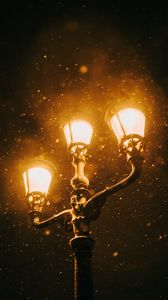 Preview wallpaper lantern, light, snow, glare, night