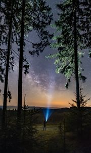 Preview wallpaper lantern, man, starry sky
