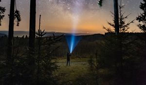 Preview wallpaper lantern, man, starry sky