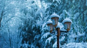 Preview wallpaper lantern, pillar, snow, winter