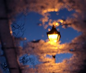 Preview wallpaper lantern, puddle, reflection, asphalt