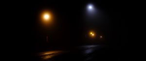 Preview wallpaper lantern, road, night, glow