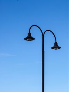 Preview wallpaper lantern, sky, street