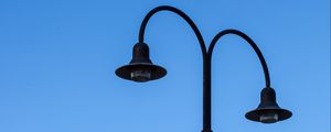 Preview wallpaper lantern, sky, street