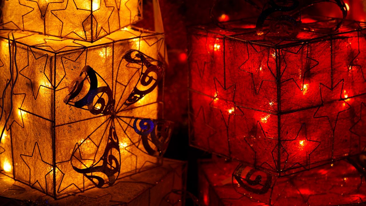 Wallpaper lanterns, red, yellow, stars, lights, holidays