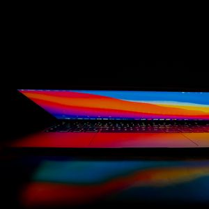 Preview wallpaper laptop, monitor, computer, light, darkness
