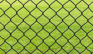 Preview wallpaper lattice, fence, iron, grass