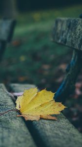 Preview wallpaper leaves, autumn, bench