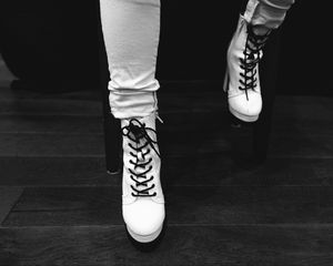 Preview wallpaper leg, boot, style, fashion, black and white