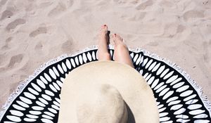 Preview wallpaper legs, hat, beach, sand