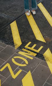 Preview wallpaper legs, marking, yellow, asphalt