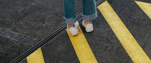 Preview wallpaper legs, marking, yellow, asphalt
